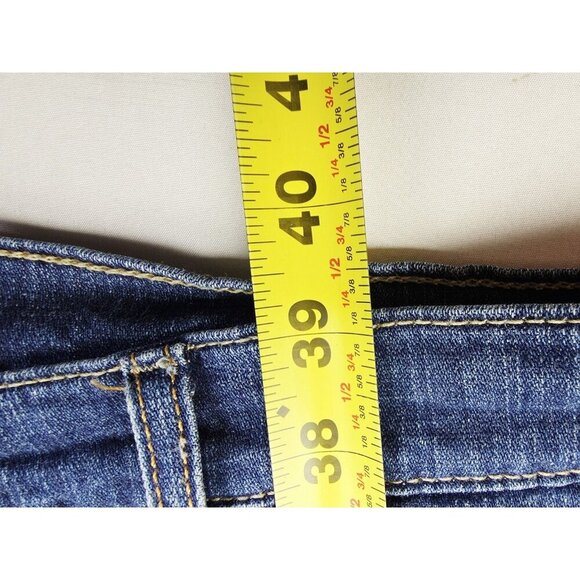 Levi's Size 14 Short Womens 30 Inch Inseam 550 Relaxed Bootcut Blue Denim Jeans - Picture 9 of 12